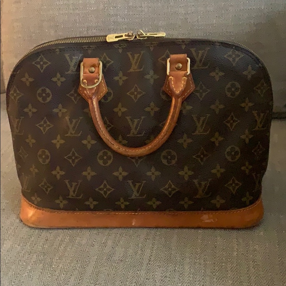 Louis Vuitton Alma PM - Picture 2 of 5